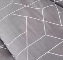 Load image into Gallery viewer, Queen Bed Geometric Quilt Cover Set - Grey