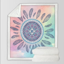 Laden Sie das Bild in den Galerie-Viewer, Soft &amp; Cozy Pink Mandala Plush Sherpa Blanket