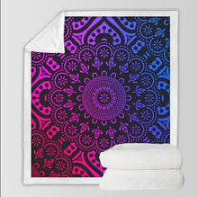 Charger l&#39;image dans la galerie, Soft &amp; Cozy Pink Mandala Plush Sherpa Blanket