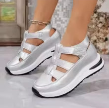 Load image into Gallery viewer, Ladies Hollow Wedge Sandals