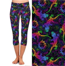 Load image into Gallery viewer, Sexy Workout Colourful Soft Lizard Print Capri Leggings