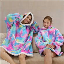 Carica l&#39;immagine nel visualizzatore di Gallery, Oversized Assorted Printed Adults &amp; Kids Plush Sherpa Hoodies With Front Pockets
