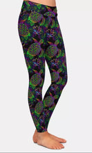 Load image into Gallery viewer, Ladies Gorgeous Rainbow Sea Turtles &amp; Fish Designed Leggings