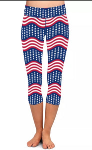 Ladies 3D American Flags & Designs Printed Capri Leggings