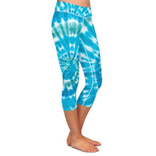 Load image into Gallery viewer, Ladies Blue Tie-Dye Printed Capri Leggings