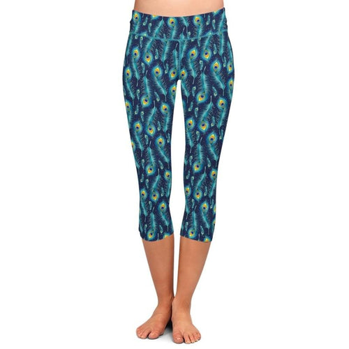 Ladies Beautiful Peacock Feathers Capri Leggings