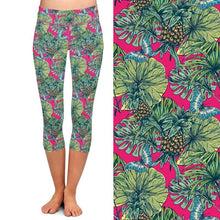 Cargar imagen en el visor de la galería, Ladies Butterflies &amp; Pineapples Printed Capri Leggings
