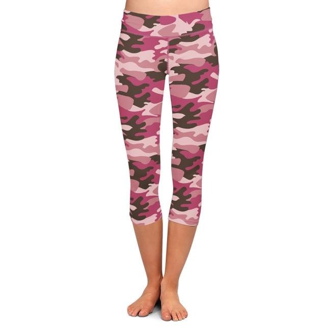 Ladies Pink Camouflage Printed Capri Leggings