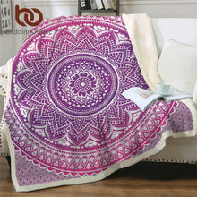 Cargar imagen en el visor de la galería, Soft &amp; Cozy Pink Mandala Plush Sherpa Blanket