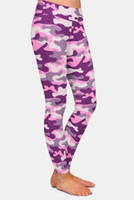 Laden Sie das Bild in den Galerie-Viewer, Ladies Pink/Purple Soft Camo Leggings
