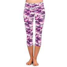 Laden Sie das Bild in den Galerie-Viewer, Ladies Pink/Purple Camouflage Digital Printed Capri Leggings