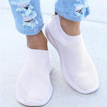 Laden Sie das Bild in den Galerie-Viewer, Womens Knitted Sock Sneakers - Slip On Flat Shoes