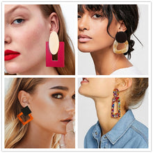 Carica l&#39;immagine nel visualizzatore di Gallery, Ladies Lovely Fashion Acrylic Drop Earrings