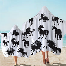 Laden Sie das Bild in den Galerie-Viewer, Adults &amp; Kids Unicorn Printed Hooded Microfiber Towels
