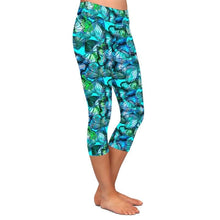 Load image into Gallery viewer, Ladies Blue Butterflies Printed Capri Leggings