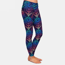 Cargar imagen en el visor de la galería, Ladies Aztec Prints Milk Silk Leggings