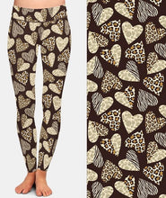 Laden Sie das Bild in den Galerie-Viewer, Ladies Leopard Hearts Printed Leggings