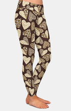 Carica l&#39;immagine nel visualizzatore di Gallery, Ladies Leopard Hearts Printed Leggings