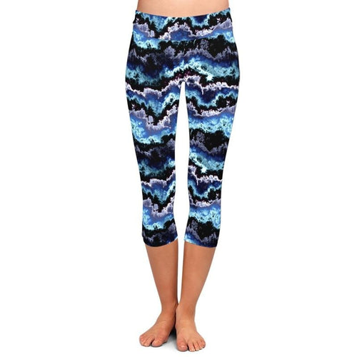 Ladies Beauiful 3D Clouds Digital Printed Capri Leggings