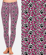 Carica l&#39;immagine nel visualizzatore di Gallery, Ladies Fashion Pink Leopard Skin With Cat Paw Prints Printed Leggings