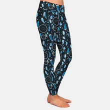 Load image into Gallery viewer, Ladies Blue Dream Catchers &amp; Feathers Printed Leggings
