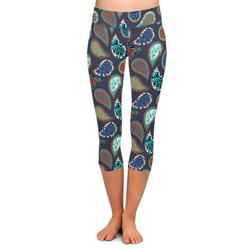 Ladies Summer Cashew Flowers Design Printed Capri Leggings