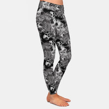 Load image into Gallery viewer, Ladies 3D Gothic Design Skulls &amp; Silver Chains Printed Leggings