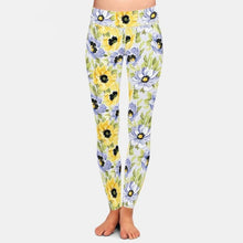 Carica l&#39;immagine nel visualizzatore di Gallery, Ladies Beautiful Watercoloured Flower Printed Leggings