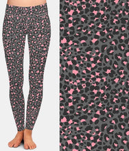 Carica l&#39;immagine nel visualizzatore di Gallery, Womens 3D Grey/Pink Leopard Fitness Leggings