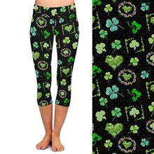 Cargar imagen en el visor de la galería, Ladies Beautiful Clover Design Capri Leggings