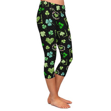 Carica l&#39;immagine nel visualizzatore di Gallery, Ladies Beautiful Clover Design Capri Leggings