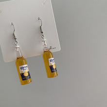 Cargar imagen en el visor de la galería, Assorted Resin Beer Bottles Drop Earrings