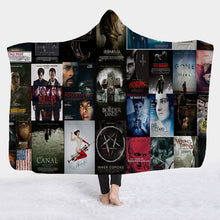 Carica l&#39;immagine nel visualizzatore di Gallery, AMAZING Horror Featured Fleece Wearable Hooded Blankets