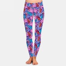 Carica l&#39;immagine nel visualizzatore di Gallery, Ladies Gorgeous Leaf Printed Leggings