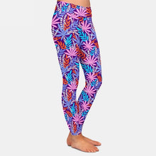 Cargar imagen en el visor de la galería, Ladies Gorgeous Leaf Printed Leggings