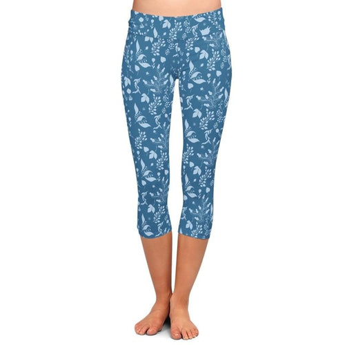 Womens Blue Printed Capri Leggings with Leaves & Berries