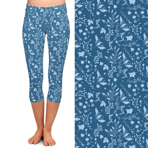 Womens Blue Printed Capri Leggings with Leaves & Berries