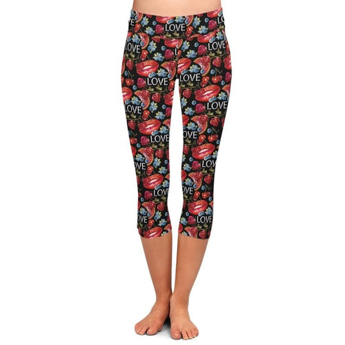 Ladies 3D Love & Lips Printed Capri Leggings