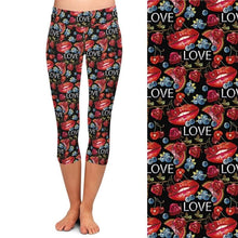 Load image into Gallery viewer, Ladies 3D Love &amp; Lips Printed Capri Leggings