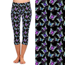 Load image into Gallery viewer, Ladies 3D Beautiful Butterfly Printed Capri Leggings