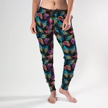 Carica l&#39;immagine nel visualizzatore di Gallery, Ladies 2021 New Style Streetwear Joggers - Colourful Peacock Feathers &amp; Butterflies Print