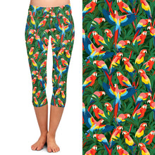 Load image into Gallery viewer, Ladies Gorgeous Birds Printed Capri Leggings