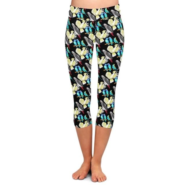 Ladies Gorgeous Birds Printed Capri Leggings