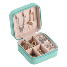 Carica l&#39;immagine nel visualizzatore di Gallery, Cute Mini Portable Travel Leather Jewellery Box/Organizer