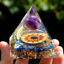 Charger l&#39;image dans la galerie, Gorgeous Natural Orgonite Pyramid Crystals