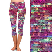 Carica l&#39;immagine nel visualizzatore di Gallery, Ladies Beautiful Fish Scales Digital Printed Capri Leggings