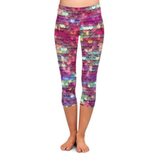 Carica l&#39;immagine nel visualizzatore di Gallery, Ladies Beautiful Fish Scales Digital Printed Capri Leggings