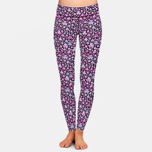 Laden Sie das Bild in den Galerie-Viewer, Ladies Watercolour Pink Clover Leaves Printed Leggings