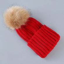 Cargar imagen en el visor de la galería, Cute Winter Knitted Hat With Fluffy Fur Pompom