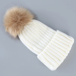 Cute Winter Knitted Hat With Fluffy Fur Pompom